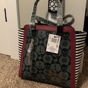 NWT Disney Parks Pirates of the Caribbean Handbag